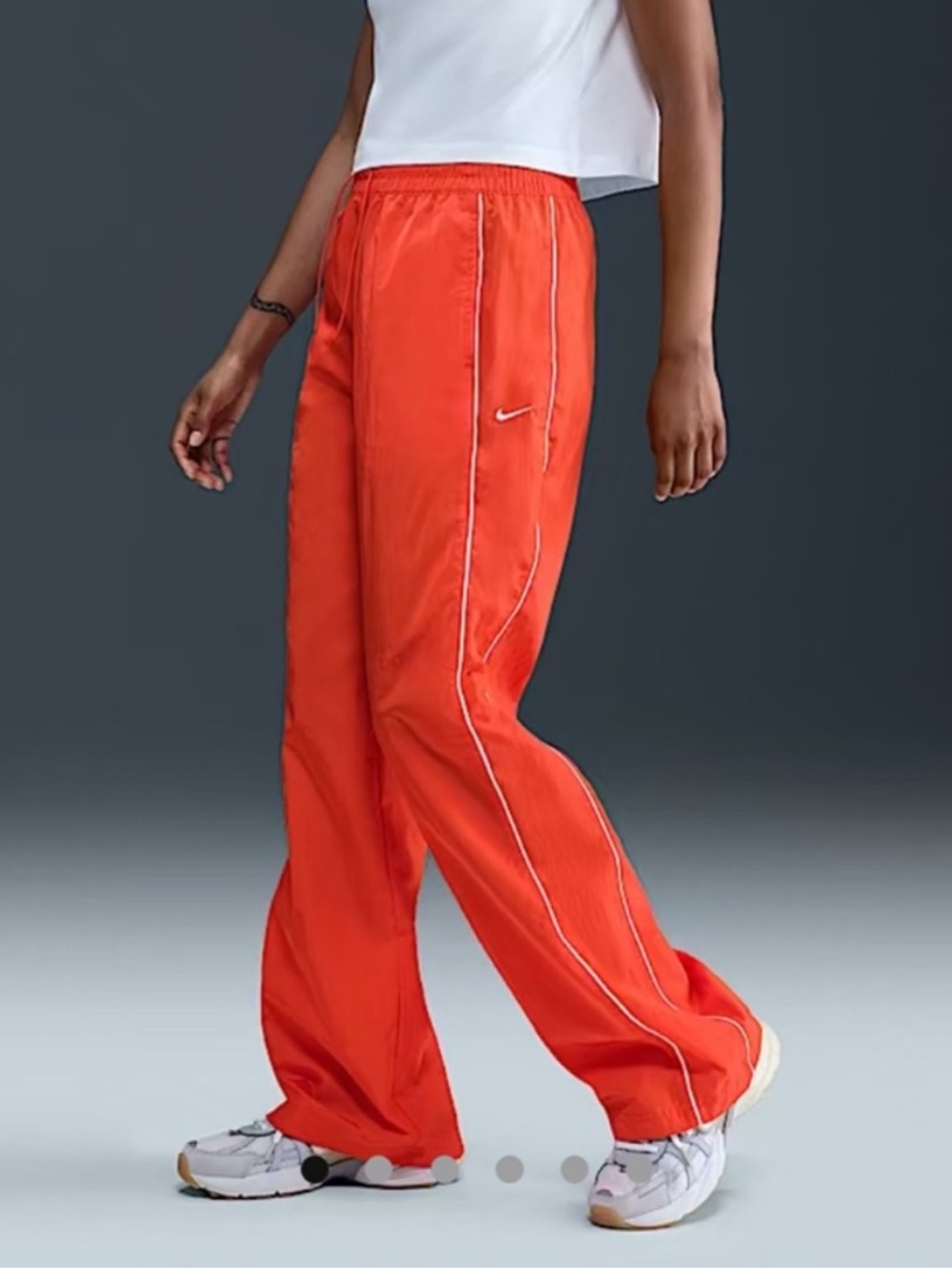 Nike XS Windrunner Pants